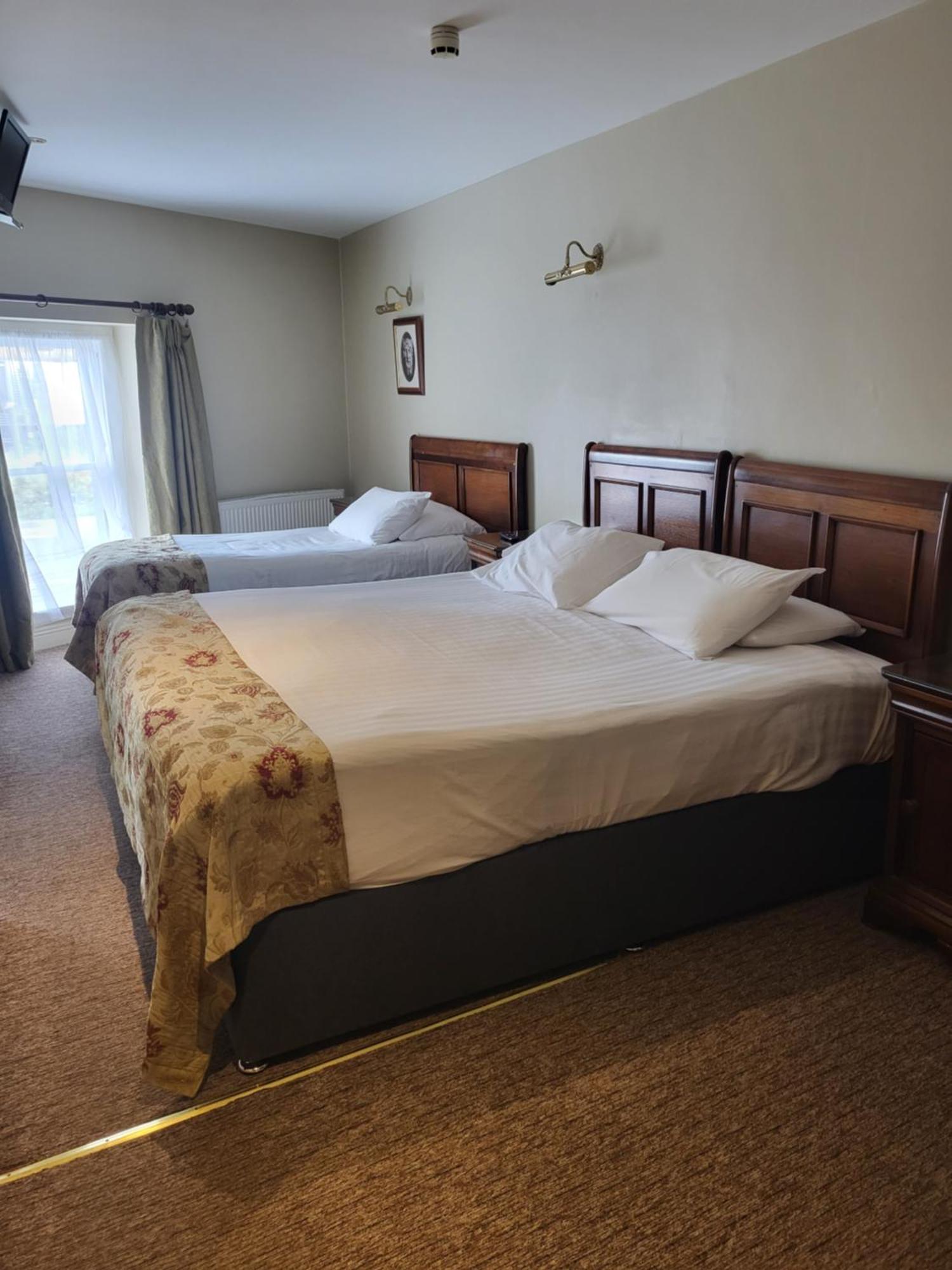 Jbs Bar & Guest Accommodation Kilkenny Room photo