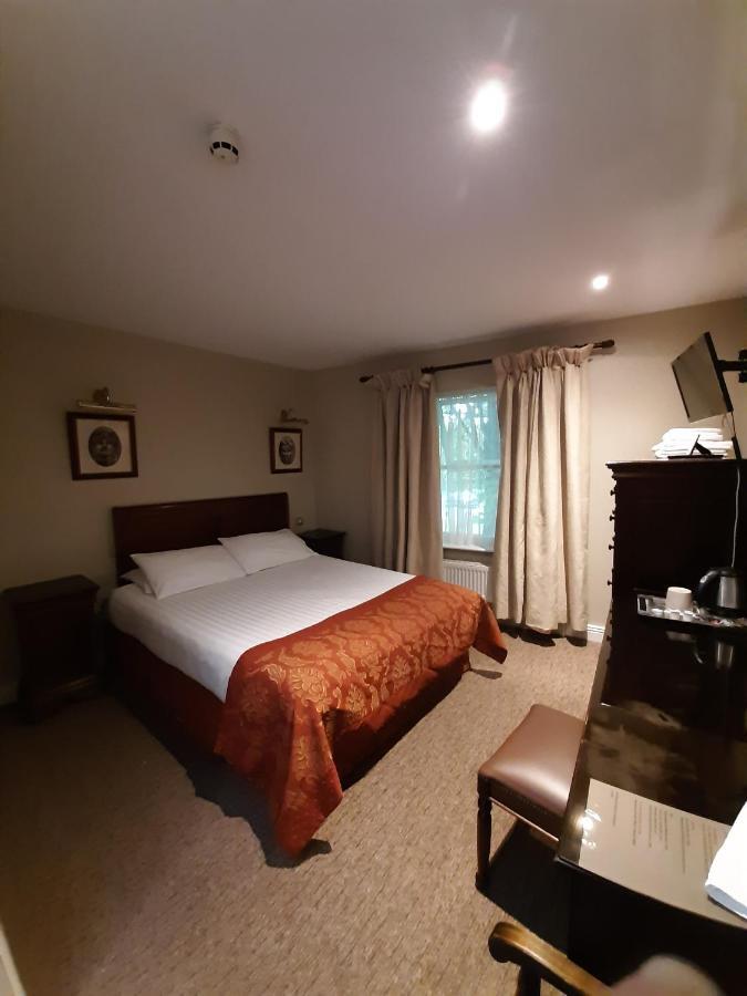 Jbs Bar & Guest Accommodation Kilkenny Exterior photo