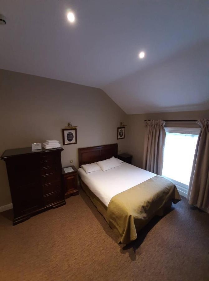 Jbs Bar & Guest Accommodation Kilkenny Exterior photo